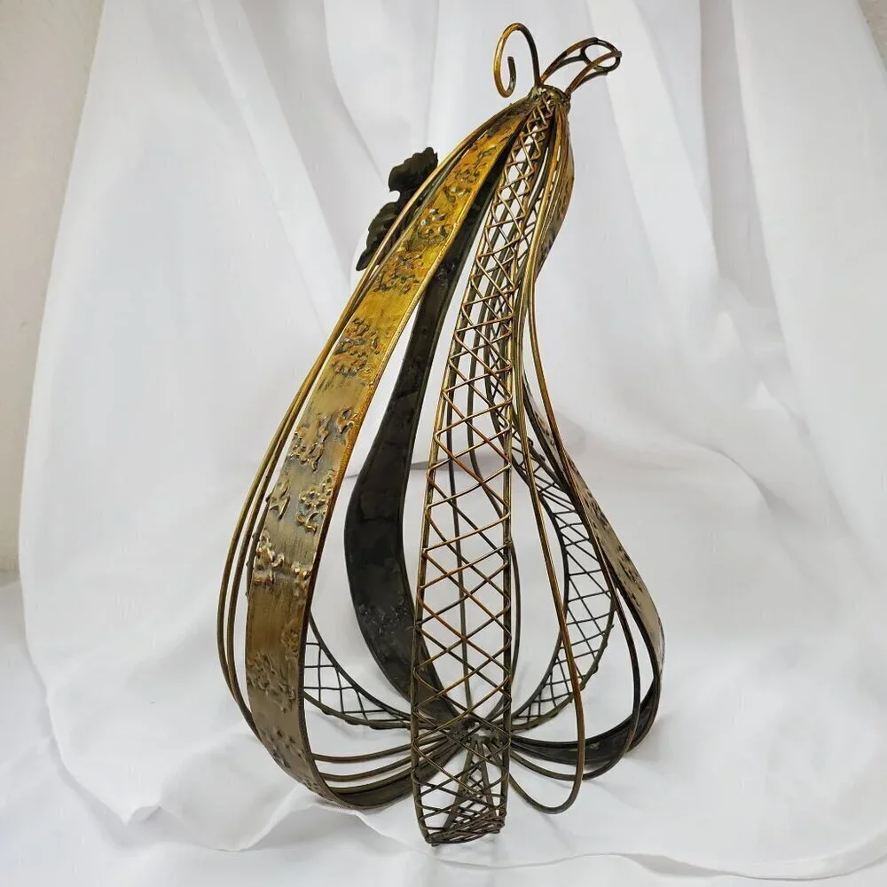 Fall Harvest Metal 14” Gourd Sculpture woven Vines & Leaves Copper Color Metal